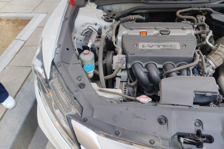 Used Honda Crosstour 2014 2.4L Luxury Edition Engine Bay Right