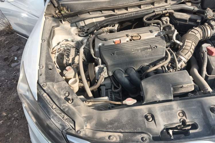 Used Honda Crosstour 2014 2.4L Luxury Edition Engine Bay Right