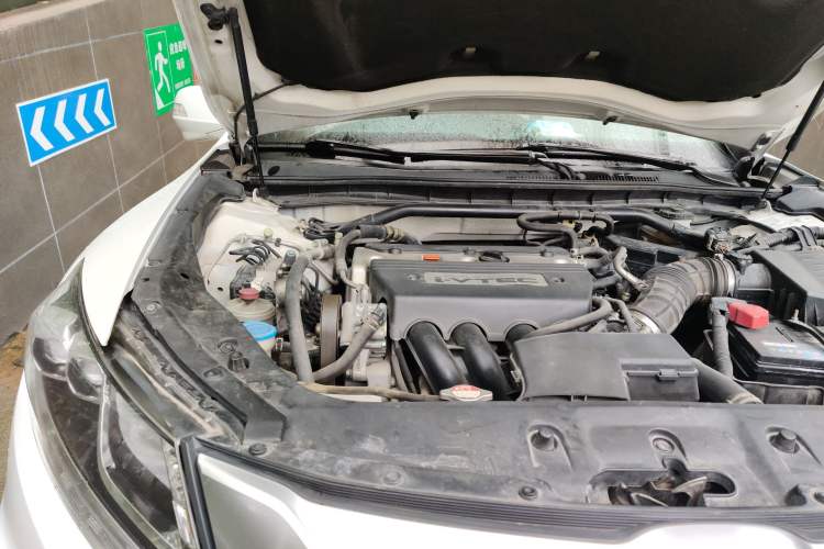 Used Honda Crosstour 2014 2.4L Luxury Edition Engine Bay Right