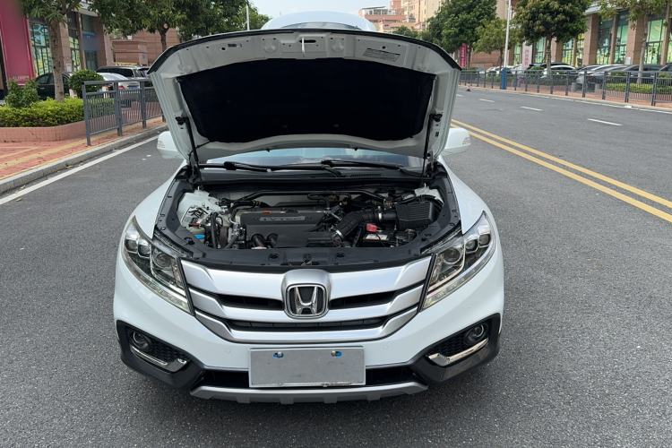 Used Honda Crosstour 2014 2.4L Luxury Edition Engine Bay
