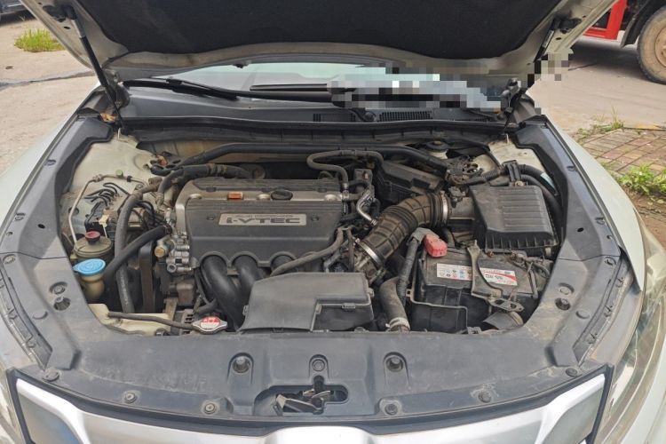 Used Honda Crosstour 2014 2.4L Luxury Edition Engine Bay