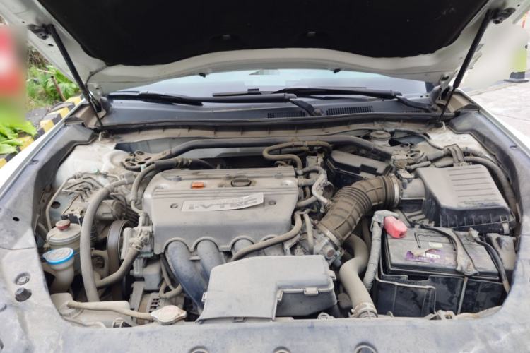 Used Honda Crosstour 2014 2.4L Luxury Edition Engine Bay