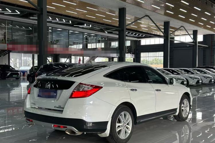 Used Honda Crosstour 2014 2.4L Luxury Edition Exterior 1