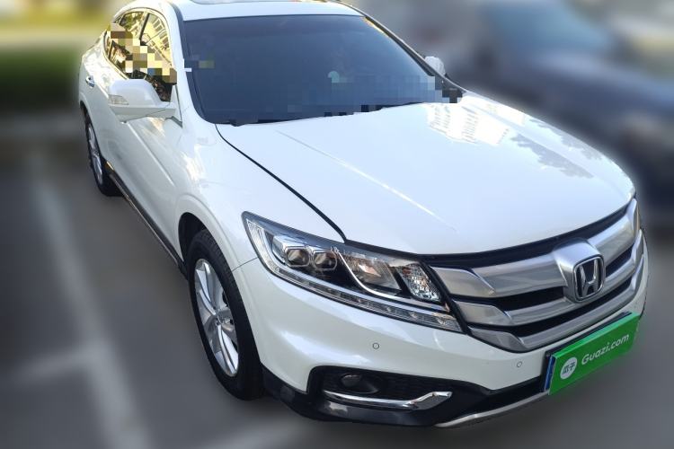 Used Honda Crosstour 2014 2.4L Luxury Navigation Edition Exterior 2