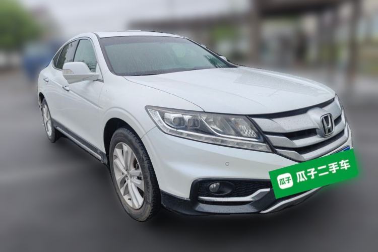 Used Honda Crosstour 2014 2.4L Luxury Edition Exterior 2