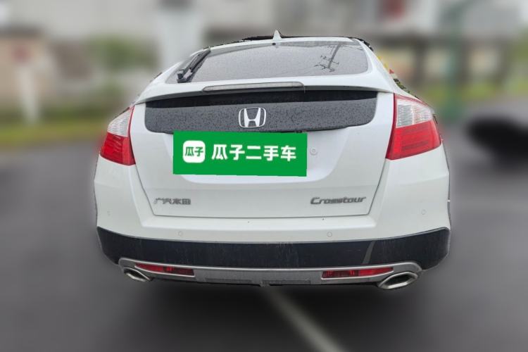 Used Honda Crosstour 2014 2.4L Luxury Edition Exterior 4