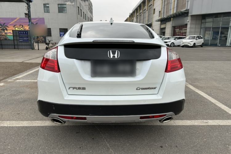 Used Honda Crosstour 2014 2.4L Luxury Edition Exterior 4