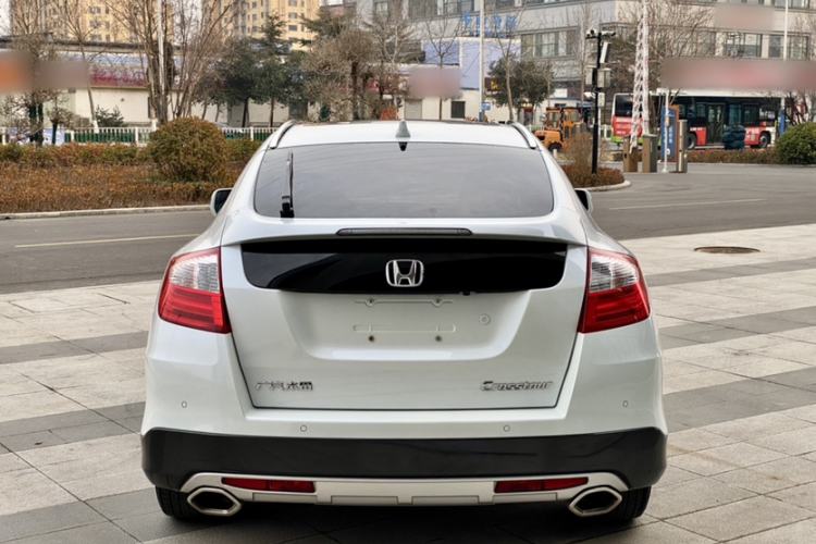 Used Honda Crosstour 2014 2.4L Luxury Edition Exterior 6