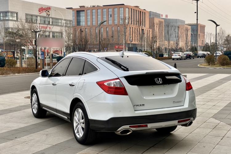 Used Honda Crosstour 2014 2.4L Luxury Edition Exterior 7