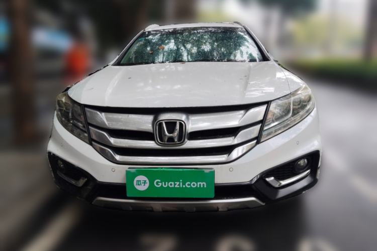 Used Honda Crosstour 2014 2.4L Luxury Edition Front