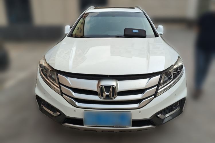 Used Honda Crosstour 2014 2.4L Luxury Edition Front