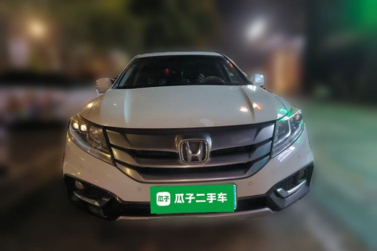 Used Honda Crosstour 2014 2.4L Luxury Edition Front