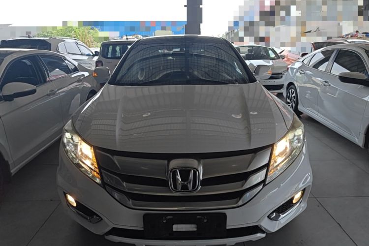 Used Honda Crosstour 2014 2.4L Luxury Edition Front