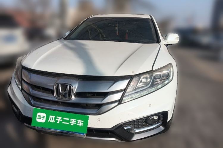 Used Honda Crosstour 2014 2.4L Luxury Edition Front
