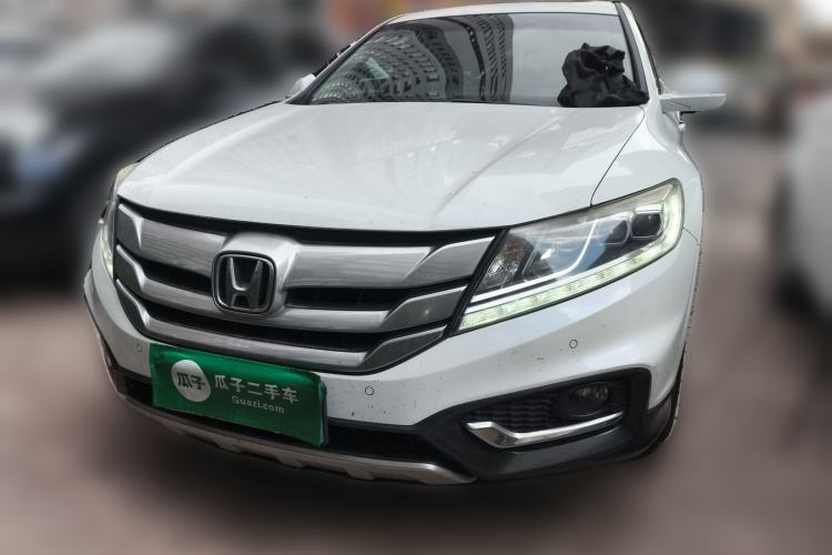 Used Honda Crosstour 2014 2.4L Luxury Edition Front