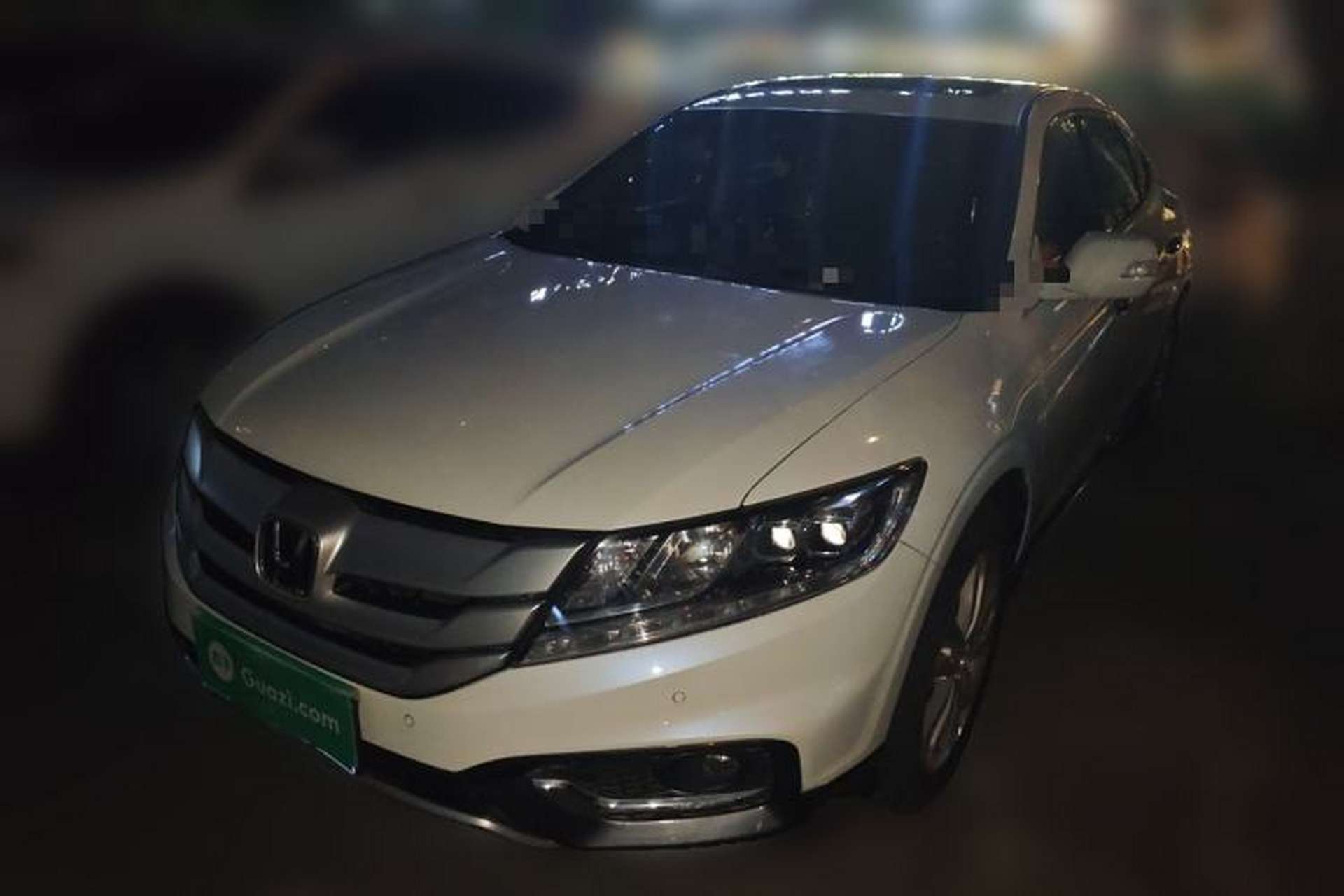 Used Honda Crosstour 2014 2.4L Luxury Navigation Edition Front Left 45 Deg