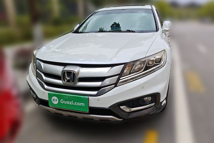 Used Honda Crosstour 2014 2.4L Luxury Edition Front