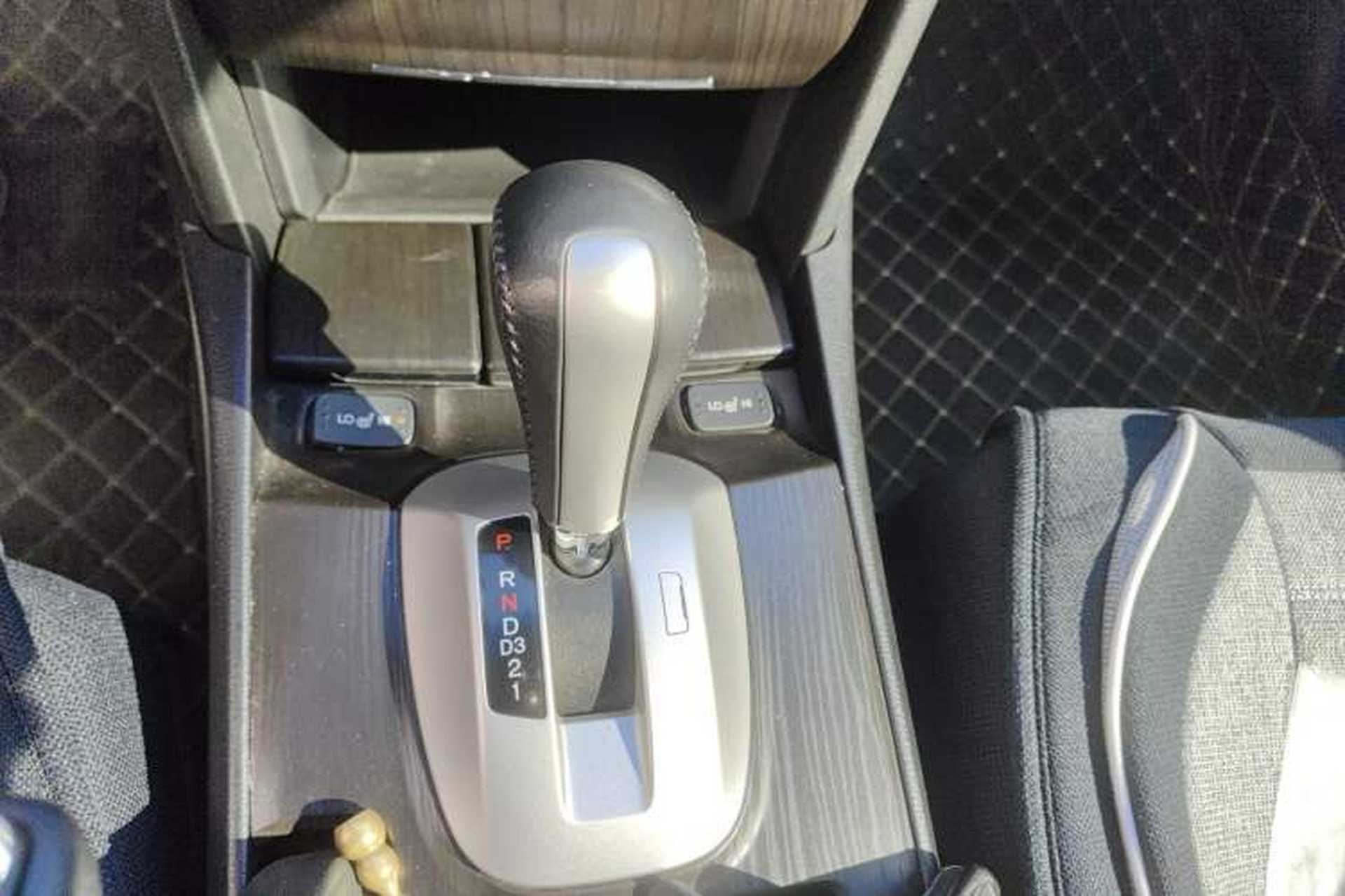 Used Honda Crosstour 2014 2.4L Luxury Edition Gear Lever