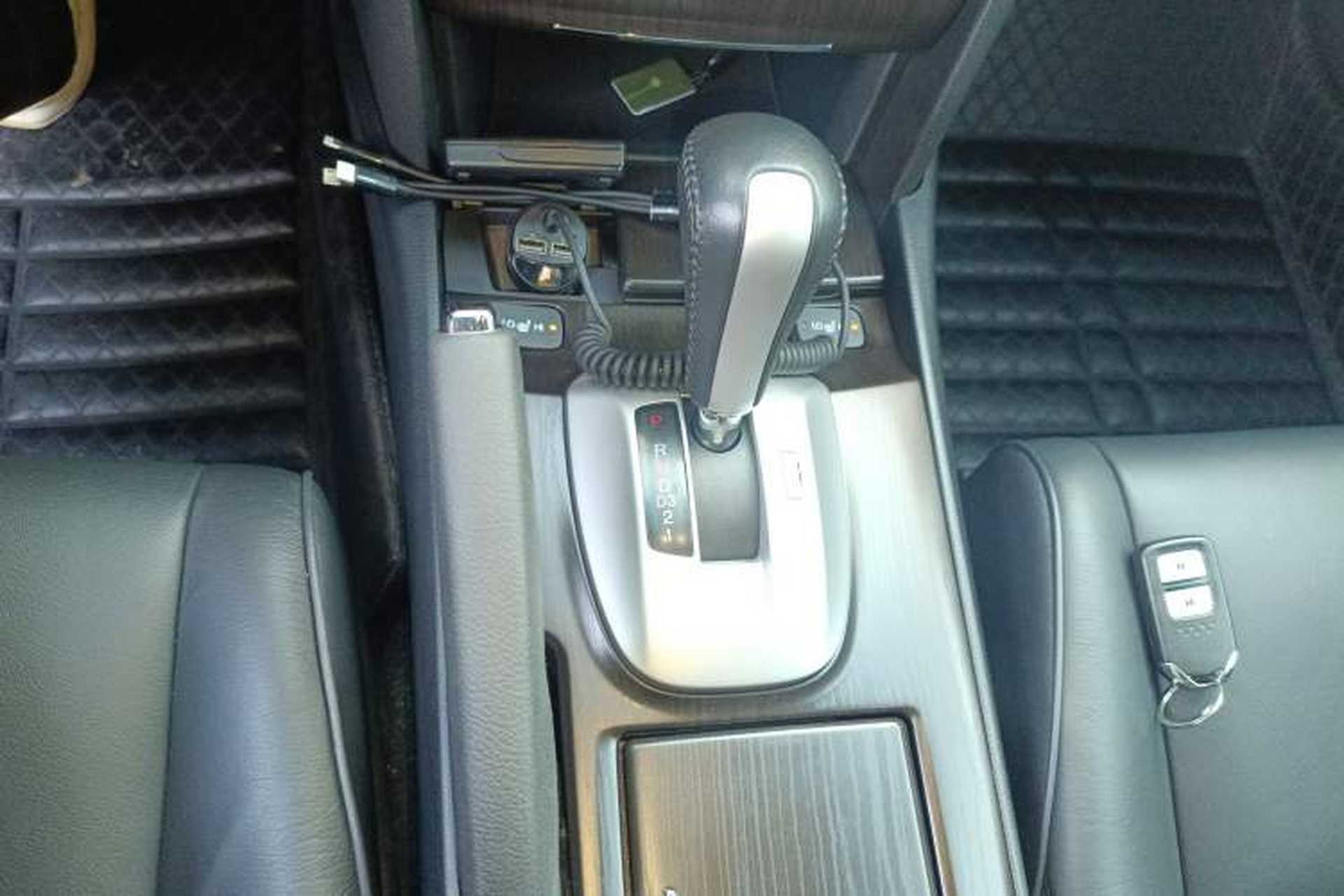 Used Honda Crosstour 2014 2.4L Luxury Navigation Edition Gear Lever