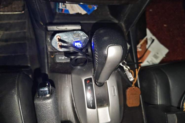 Used Honda Crosstour 2014 2.4L Luxury Edition Gear Lever