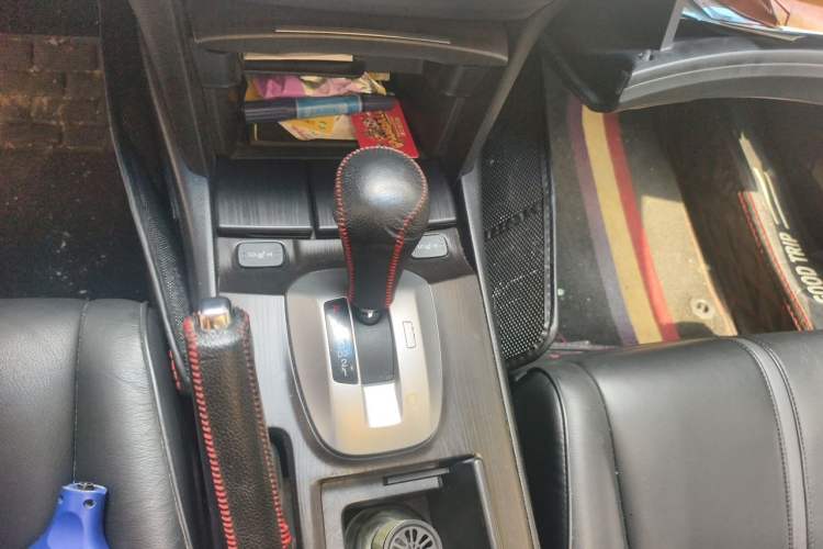 Used Honda Crosstour 2014 2.4L Luxury Edition Gear Lever