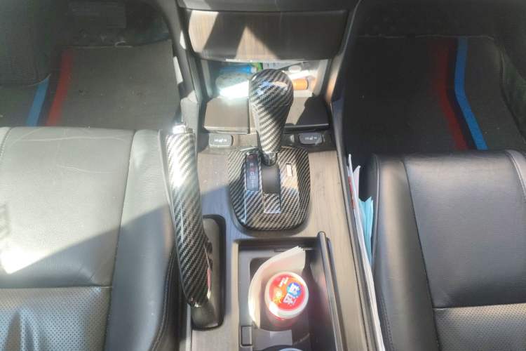 Used Honda Crosstour 2014 2.4L Luxury Edition Gear Lever