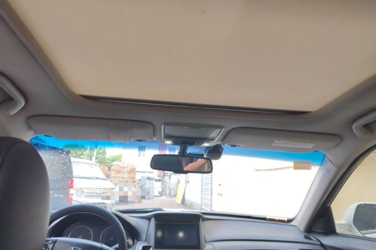 Used Honda Crosstour 2014 2.4L Luxury Edition Headliner
