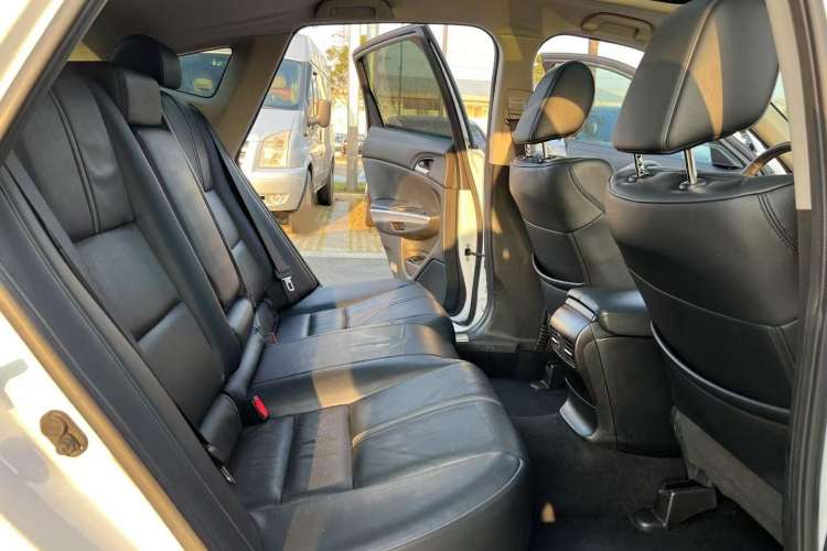 Used Honda Crosstour 2014 2.4L Luxury Edition Interior 9