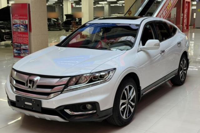 Used Honda Crosstour 2014 2.4L Luxury Edition
