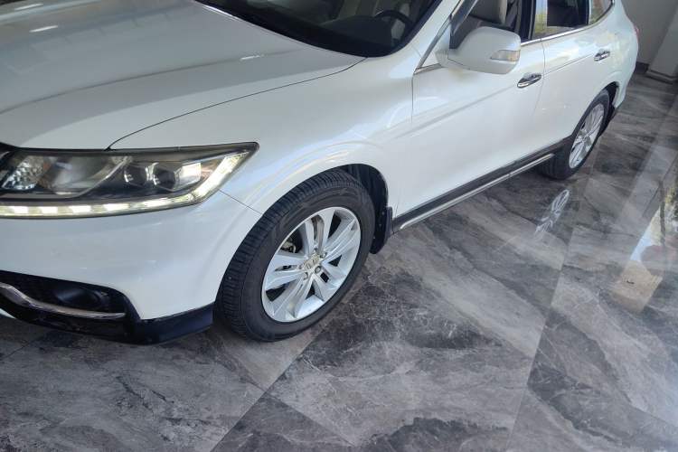 Used Honda Crosstour 2014 2.4L Luxury Edition Left Front Headlight
