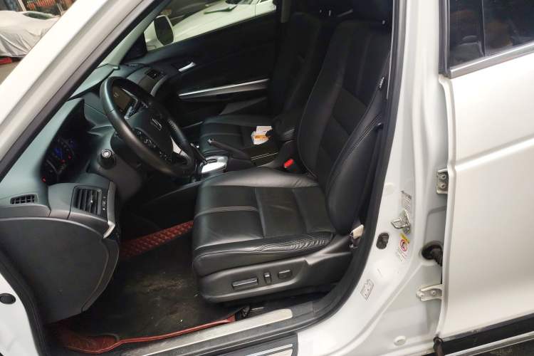 Used Honda Crosstour 2014 2.4L Luxury Edition Left Front Seat