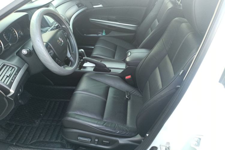Used Honda Crosstour 2014 2.4L Luxury Navigation Edition Left Front Seat