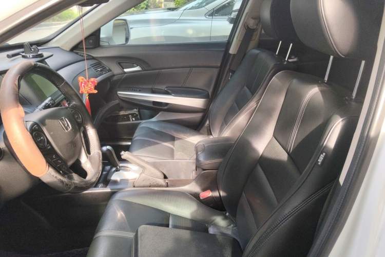 Used Honda Crosstour 2014 2.4L Luxury Edition Left Front Seat