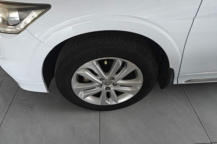 Used Honda Crosstour 2014 2.4L Luxury Edition Left Front Wheel Hub
