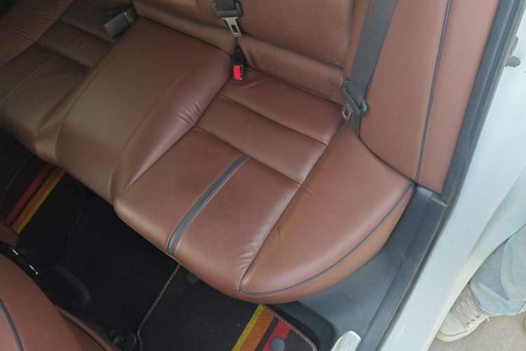 Used Honda Crosstour 2014 3.0L AWD Prestige Edition Left Rear Seat
