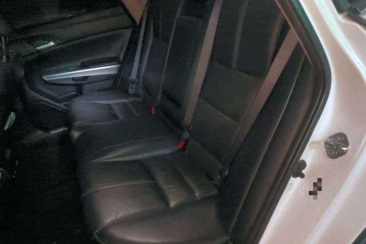 Used Honda Crosstour 2014 2.4L Luxury Edition Left Rear Seat