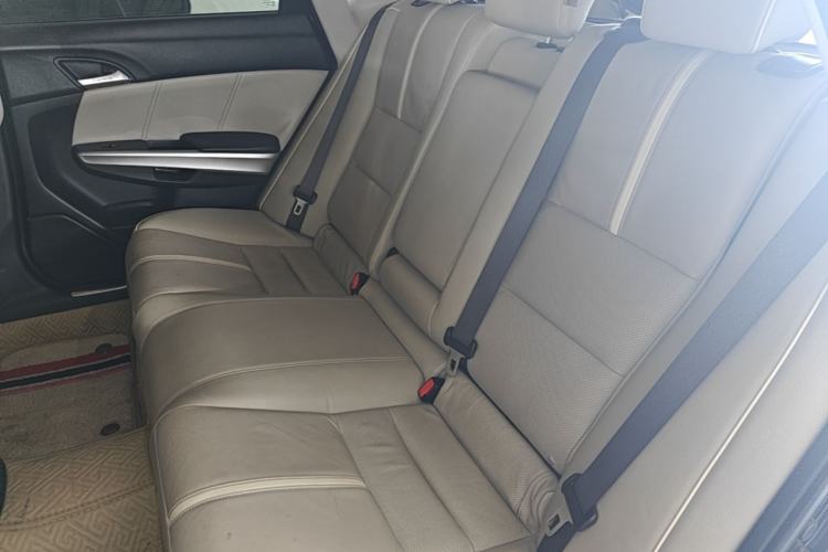 Used Honda Crosstour 2014 2.4L Luxury Edition Left Rear Seat