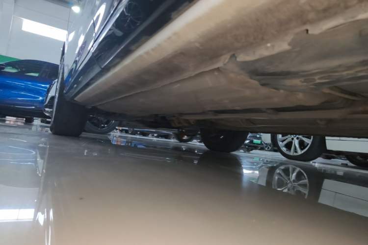 Used Honda Crosstour 2014 2.4L Luxury Edition Left Side Sill