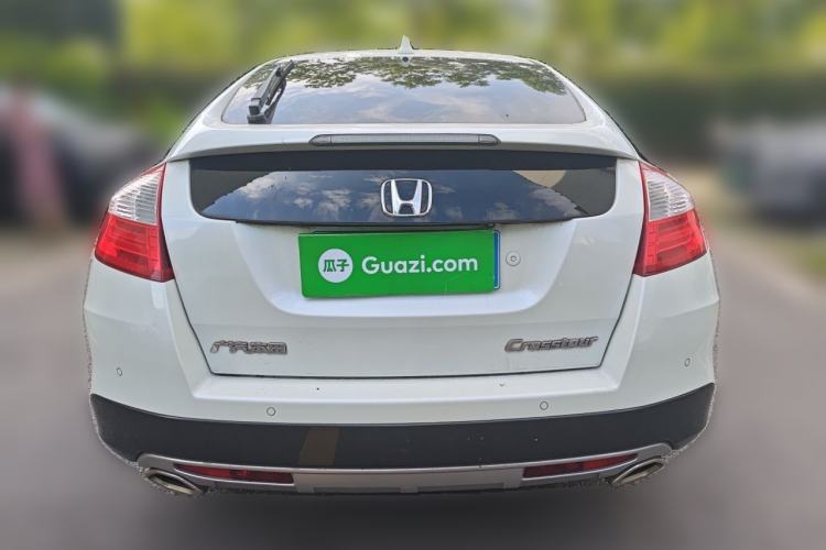 Used Honda Crosstour 2014 2.4L Luxury Edition Rear
