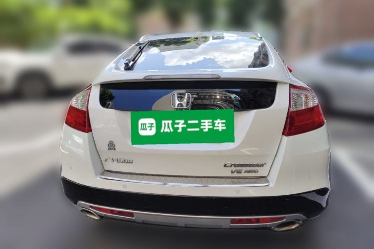 Used Honda Crosstour 2014 2.4L Luxury Edition Rear