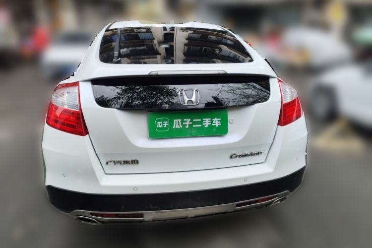 Used Honda Crosstour 2014 2.4L Luxury Edition Rear