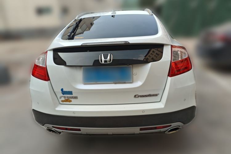 Used Honda Crosstour 2014 2.4L Luxury Edition Rear