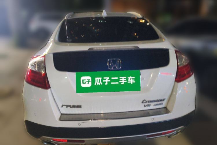 Used Honda Crosstour 2014 3.0L AWD Prestige Edition Rear