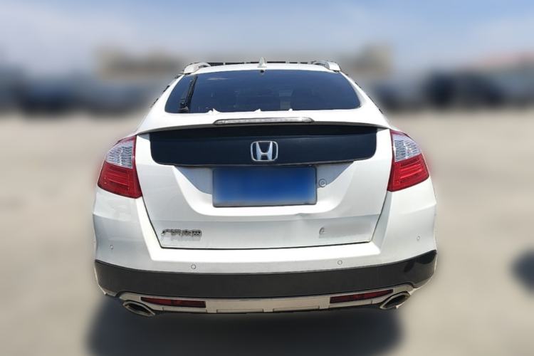 Used Honda Crosstour 2014 2.4L Luxury Edition Rear