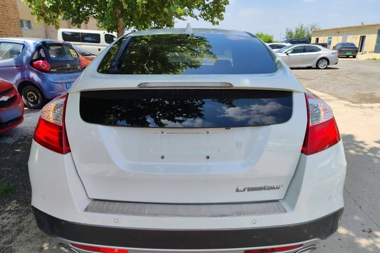 Used Honda Crosstour 2014 2.4L Luxury Edition Rear