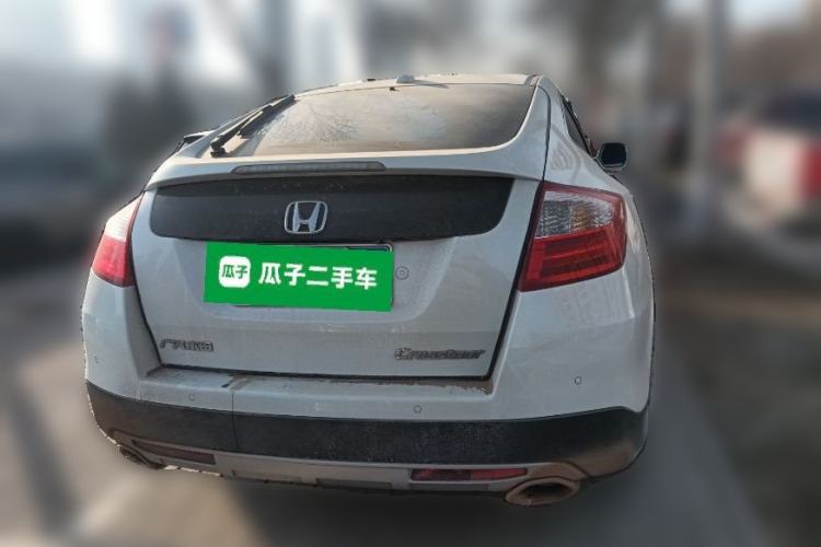 Used Honda Crosstour 2014 2.4L Luxury Edition Rear