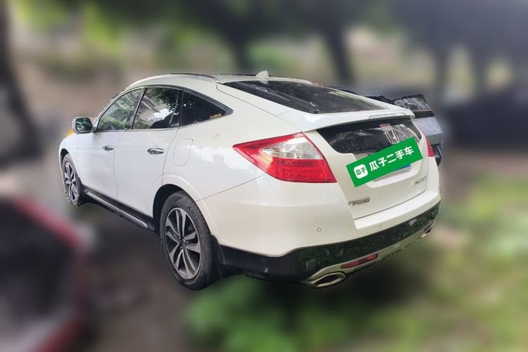 Used Honda Crosstour 2014 3.0L AWD Prestige Edition Rear Left 45 Deg