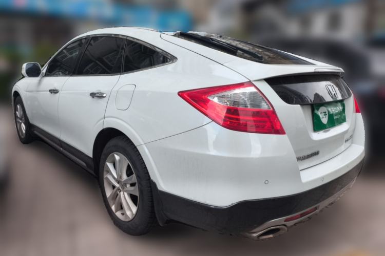 Used Honda Crosstour 2014 2.4L Luxury Edition Rear Left 45 Deg