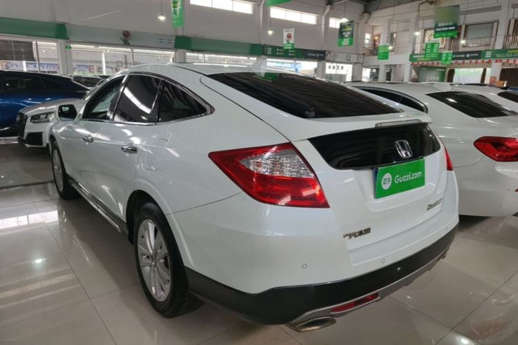 Used Honda Crosstour 2014 2.4L Luxury Edition Rear Left 45 Deg