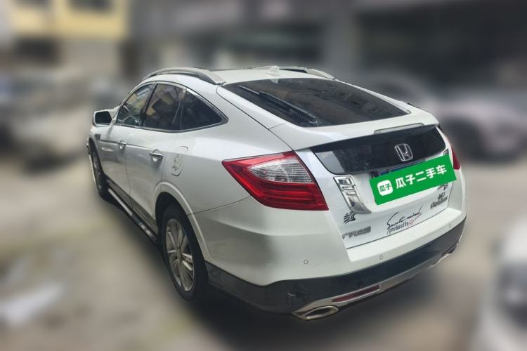 Used Honda Crosstour 2014 2.4L Luxury Edition Rear Left 45 Deg